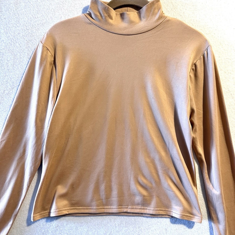 One Step Up Largeโ L Tan Cropped Long Sleeve Shirt Top Turtle Neck Minimalist